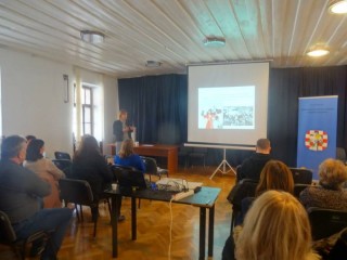 48381500_2243535379219743_8655935410272206848_n