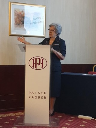 65646686_2374242639482349_1472174820379590656_n